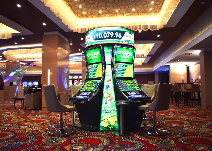 Отель Europe & Casino