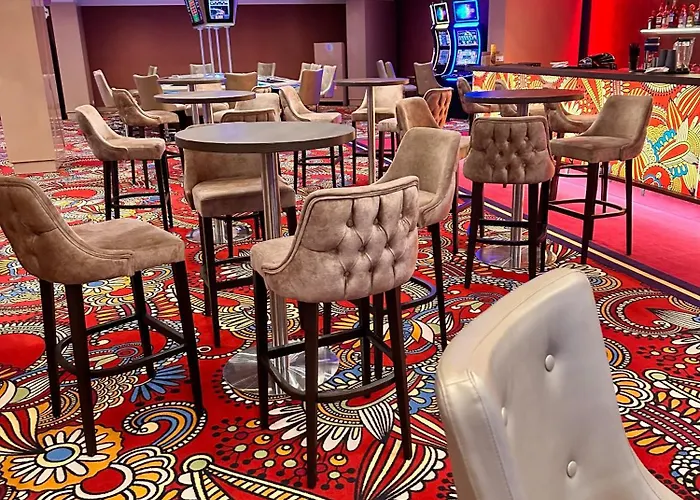 Отель Europe & Casino