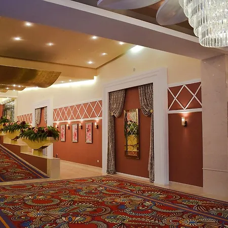 Europe & Casino 4* 阳光海滩