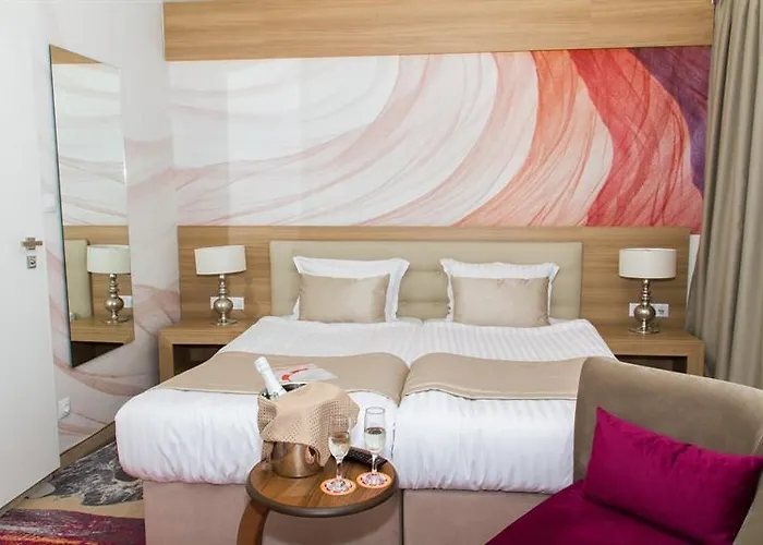 Europe & Casino Hotel 4*