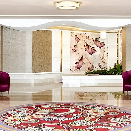 Europe & Casino מלון סאני ביץ'