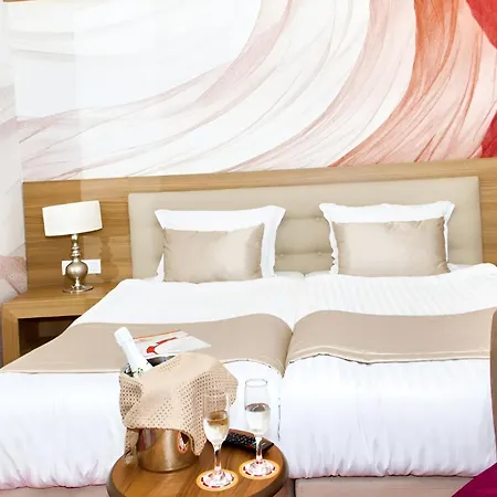 Europe & Casino 4* Slăntjev Brjag