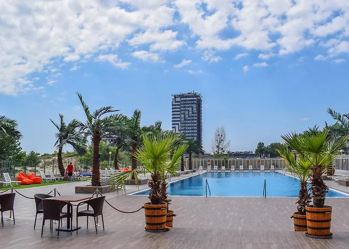 Europe & Casino סאני ביץ'